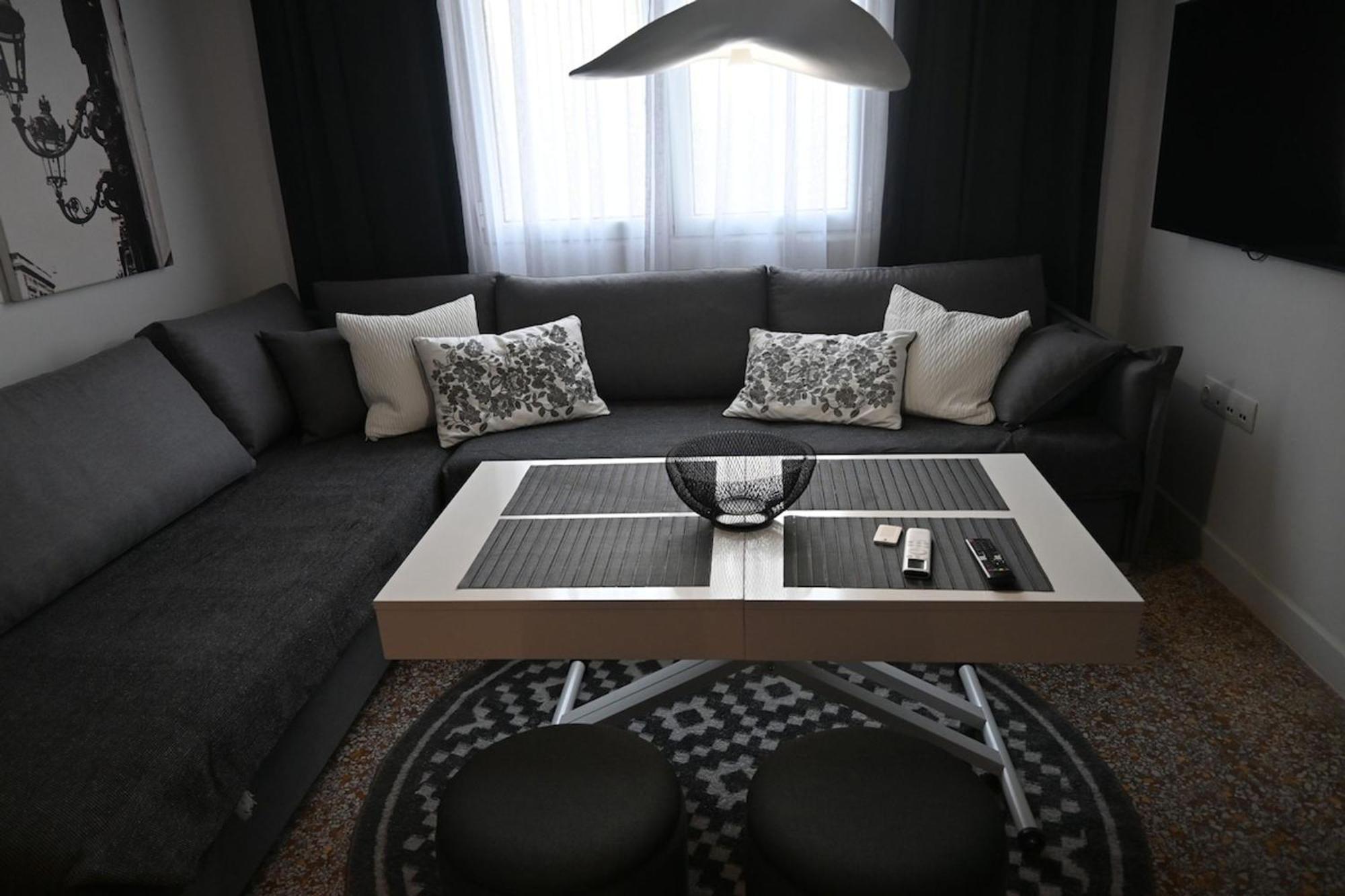 Haris 303 Apartment By Vpn Accomodation Atény Exteriér fotografie